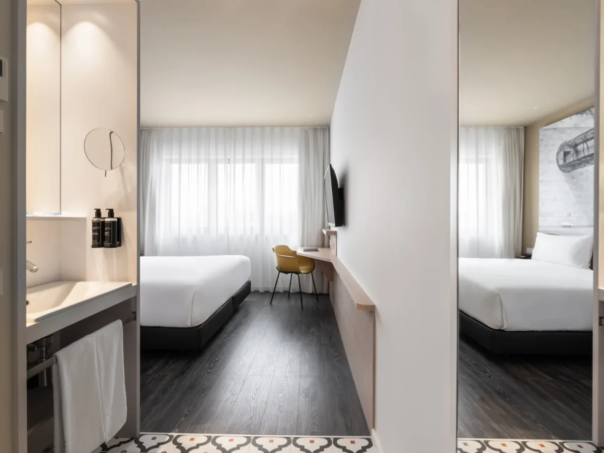 Hotel Ikonik Lisboa 3*